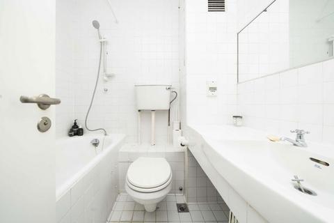 1 bedroom flat for sale, Barbican, London EC2Y