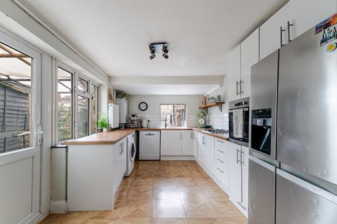 4 bedroom terraced house for sale, Parkhurst Road, BS23