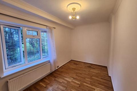 undefined, Barclay Road, London N18