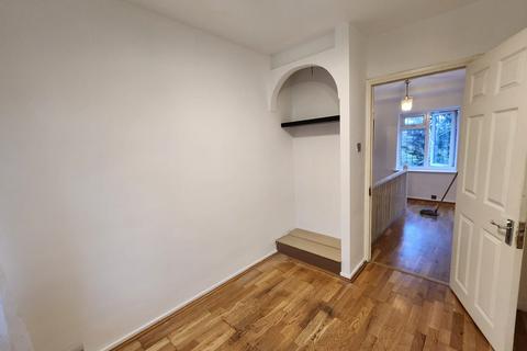 undefined, Barclay Road, London N18