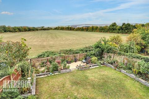 4 bedroom detached house for sale, Lynham Avenue, Birdwell