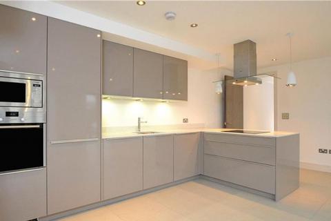 2 bedroom flat to rent, London SW20
