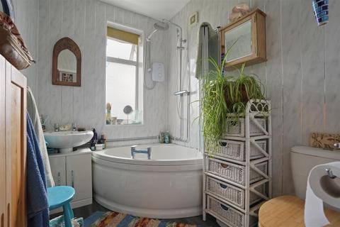 3 bedroom semi-detached house for sale, Hurlfield Avenue, Gleadless, Sheffield