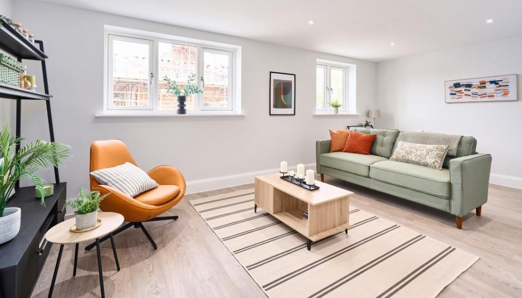 Gallery Courtfield-Gardens-Trowbridge-plot-12-livi