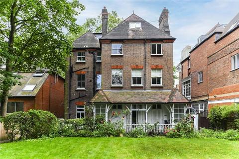 2 bedroom apartment to rent, Fitzjohn's Avenue, London NW3