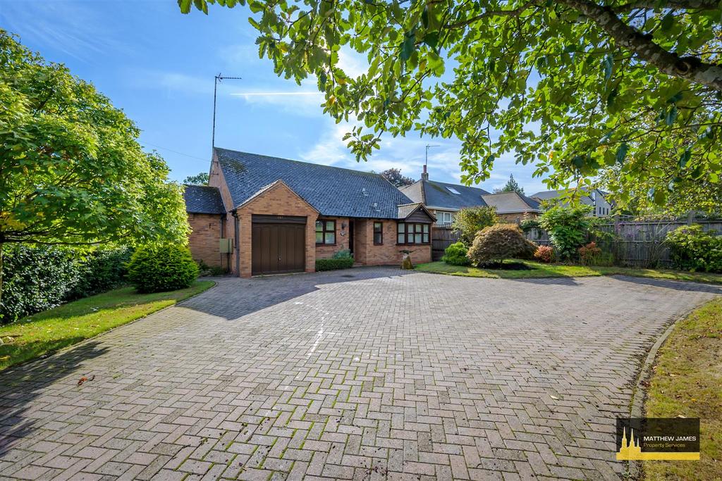 Approach/ Driveway