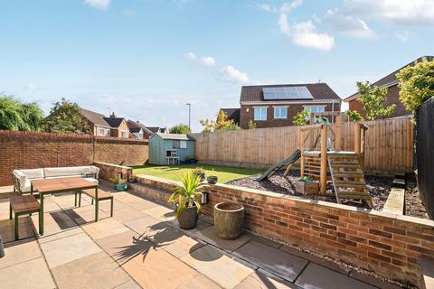 4 bedroom detached house for sale, Pecketts Way, Harrogate, HG1