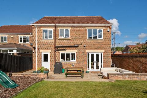 4 bedroom detached house for sale, Pecketts Way, Harrogate, HG1