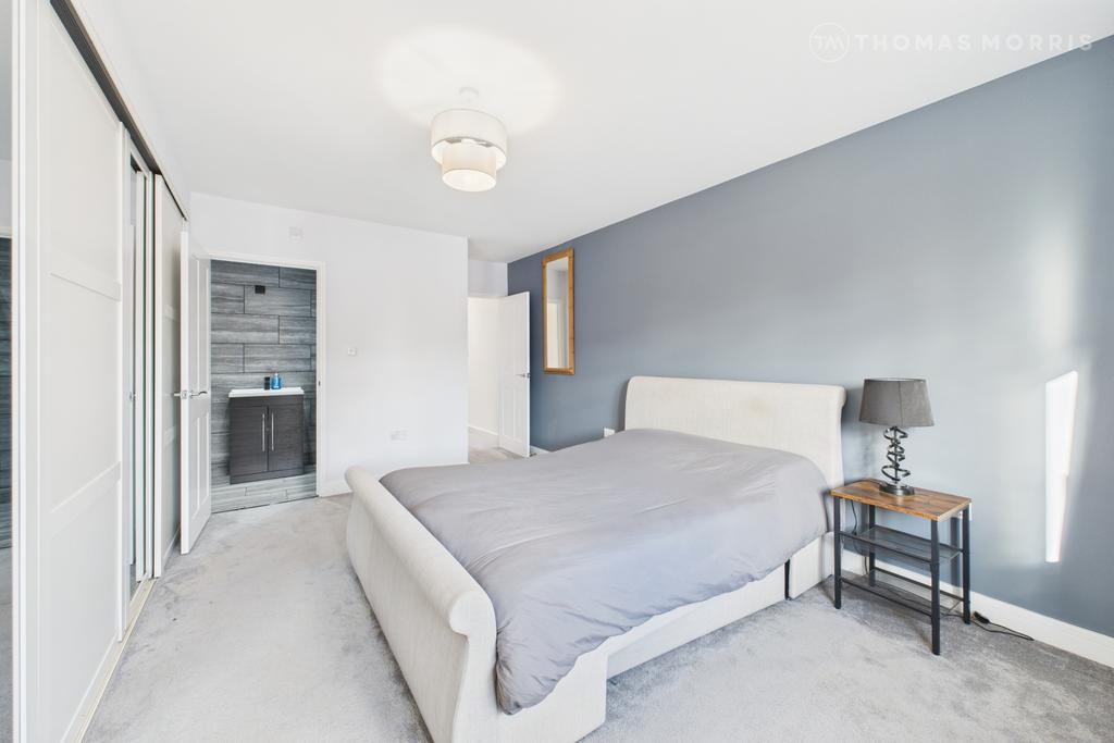 Bed1 To Ensuite