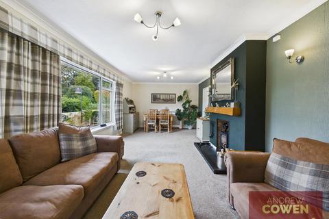 2 bedroom detached bungalow for sale, St. Lukes Crescent, Scarborough YO12