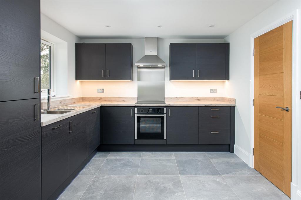 Kitchen 3.jpg