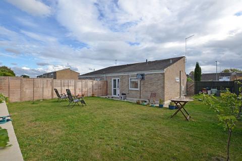 2 bedroom semi-detached bungalow for sale, Hoveton Close, King's Lynn PE30