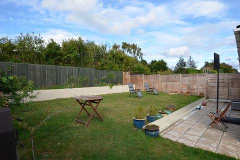 2 bedroom semi-detached bungalow for sale, Hoveton Close, King's Lynn PE30