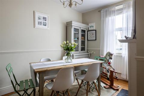 undefined, Lesbourne Road, Reigate