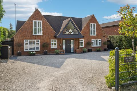 5 bedroom country house for sale, Spurlands End Road, Great Kingshill, HP15