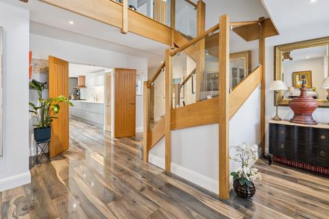 5 bedroom country house for sale, Spurlands End Road, Great Kingshill, HP15