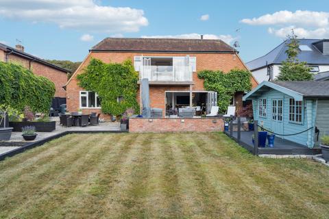 undefined, Spurlands End Road, Great Kingshill, HP15