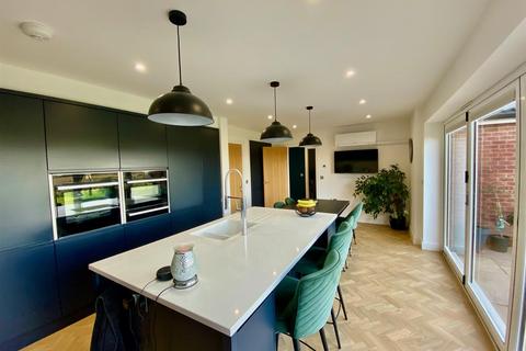 4 bedroom detached house for sale, Carpenters Mews, Newborough