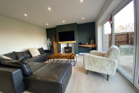 4 bedroom detached house for sale, Carpenters Mews, Newborough