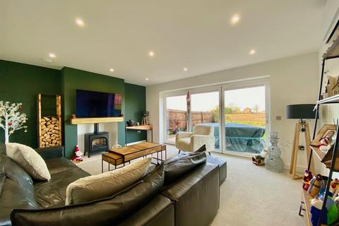 4 bedroom detached house for sale, Carpenters Mews, Newborough