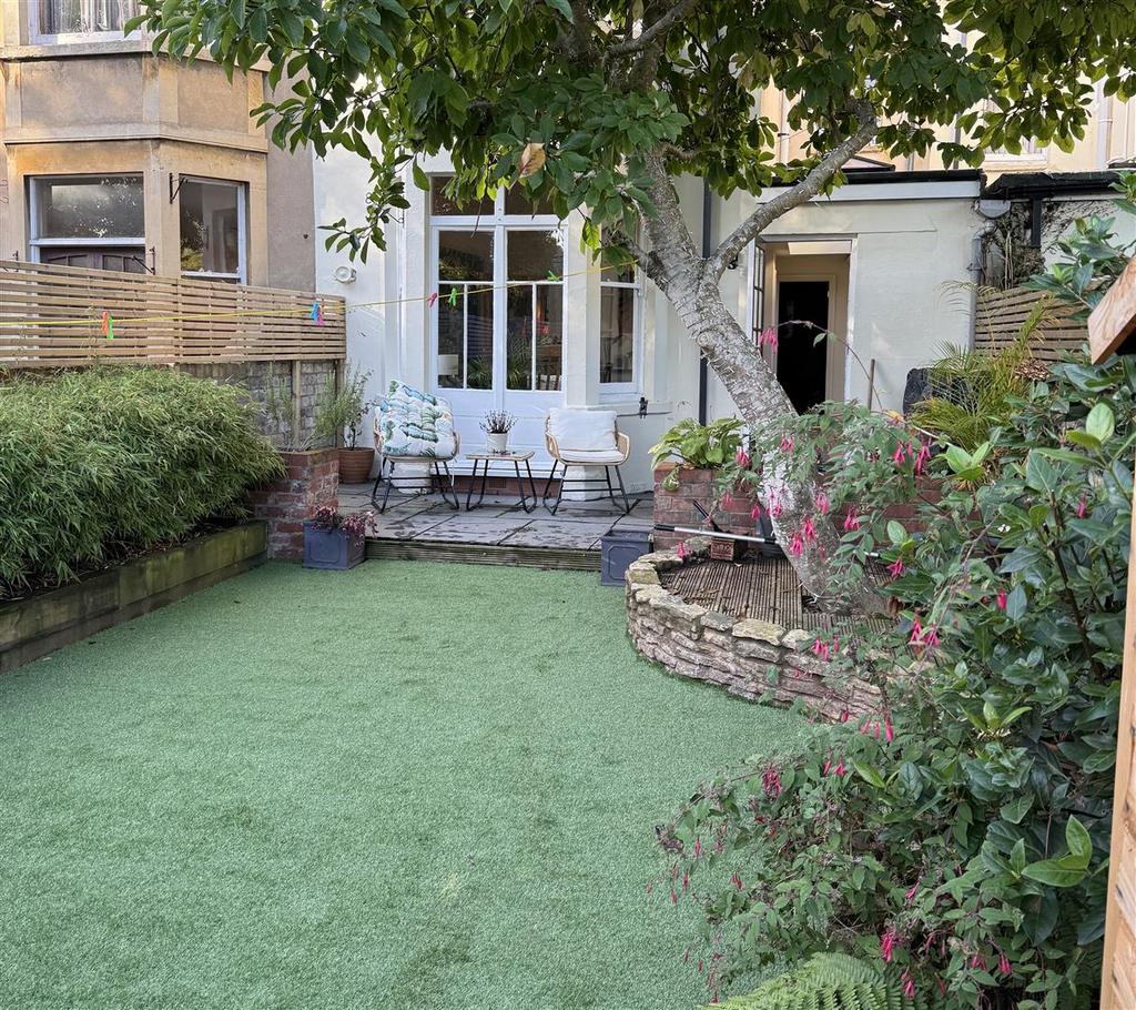 Gdn Landscape.jpeg