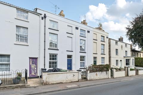 undefined, London Road, Gloucestershire GL5