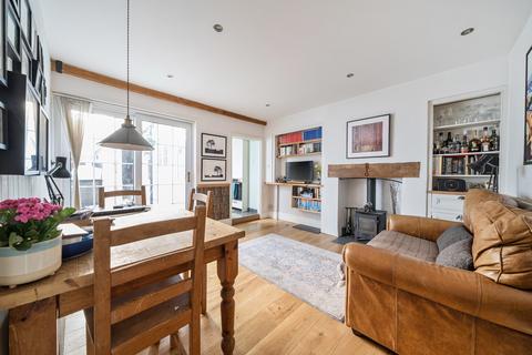 undefined, London Road, Gloucestershire GL5