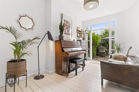 4 bedroom terraced house for sale, Elsenham Street, London