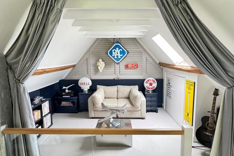 undefined, Lasham, Alton, Hampshire, GU34
