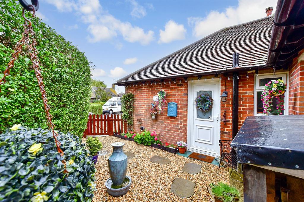 External Lifestyle Photograph