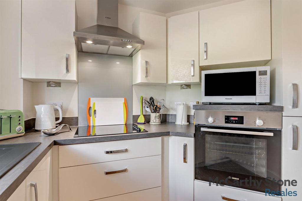 8663477-interior12-800.jpg