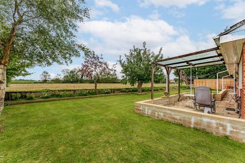 3 bedroom detached bungalow for sale, Smallworth, Diss IP22