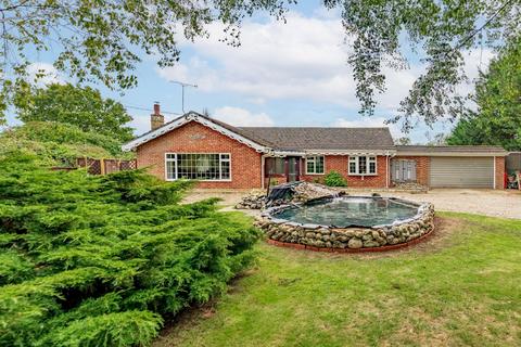 3 bedroom detached bungalow for sale, Smallworth, Diss IP22