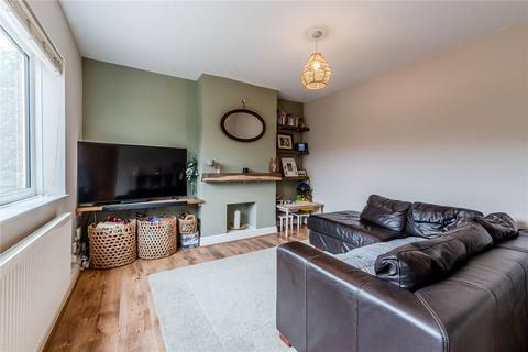 40 Blake Crescent, Guiseley, Leeds, LS20 9LF