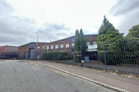 Warehouse to rent, 1 Edward St Salford M7 1SN