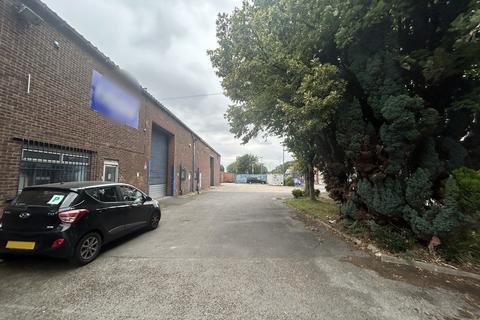 Warehouse to rent, 1 Edward St Salford M7 1SN