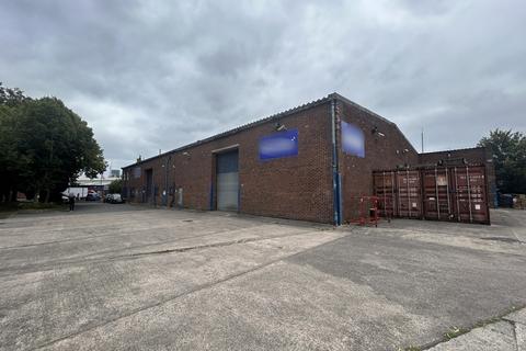 Warehouse to rent, 1 Edward St Salford M7 1SN
