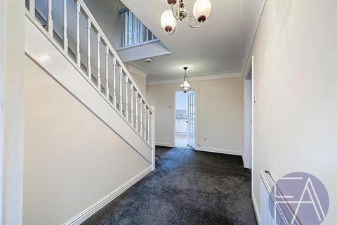 4 bedroom house to rent, Chase Close, Birkdale PR8