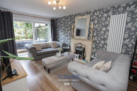 undefined, Hill Top Road, Oldbury B68