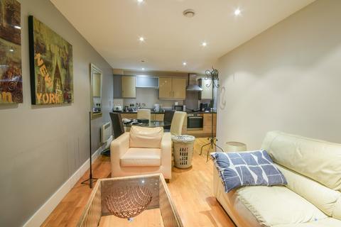 2 bedroom flat for sale, Close, Newcastle upon Tyne NE1