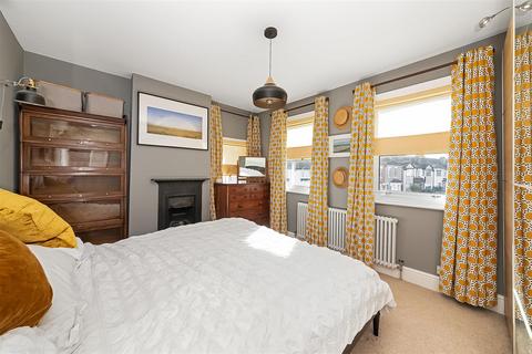 2 Elm Road, Purley, CR8 2DR