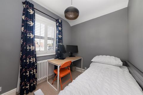 2 Elm Road, Purley, CR8 2DR