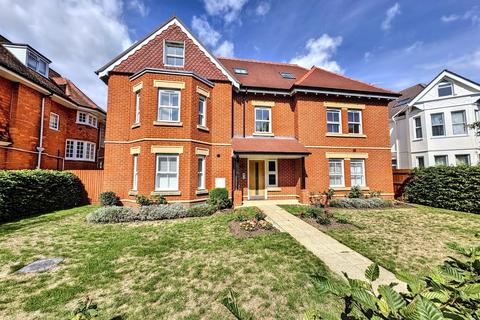 2 bedroom penthouse for sale, Boscombe Manor