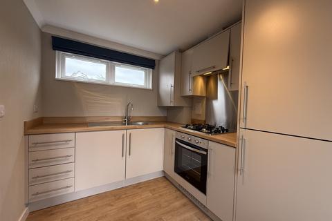 undefined, Crowthorne, Berkshire, RG40