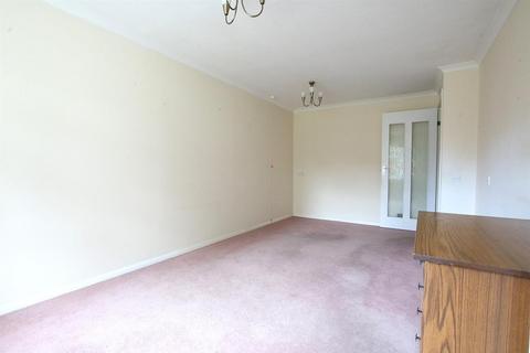undefined, BROADMEAD, ASHTEAD, KT21