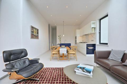 3 bedroom detached house to rent, Parkhill Road, Belsize Park, NW3