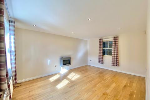 3 bedroom semi-detached house for sale, 2 Oak House Yard, Bedale