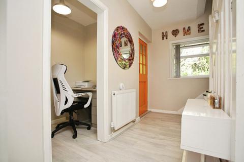 12 Ivor Road, Atherstone, CV9 1NB