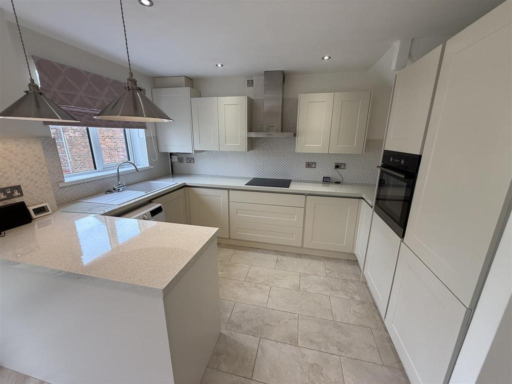 Open Plan Dining Room Kitchen