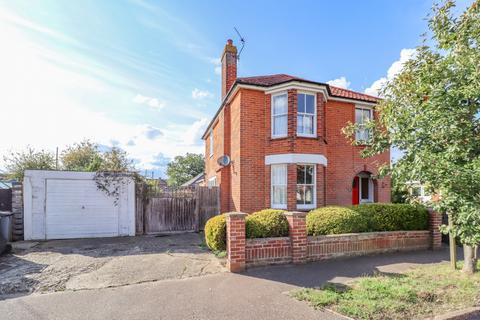 3 bedroom detached house for sale, Cecil Road, Dereham